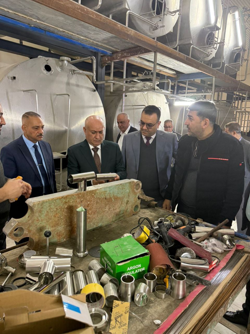 زيارة السيد مدير عام الشركة العامة للمنتوجات الغذائية إلى مصنع ألبان الديوانية